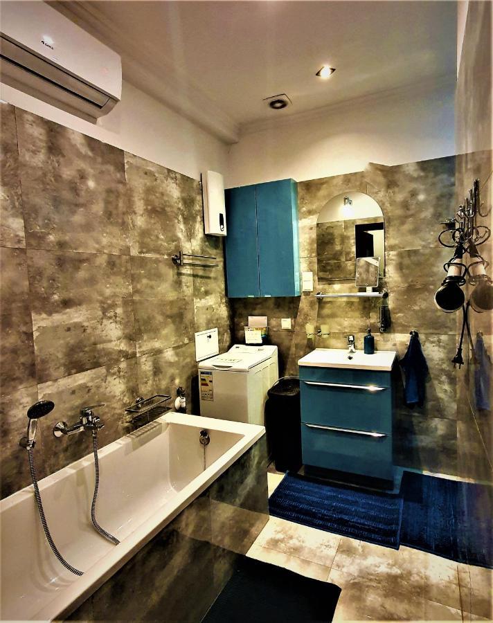 Gaj Apartment - Air Condition, Free Parking Krakau Buitenkant foto