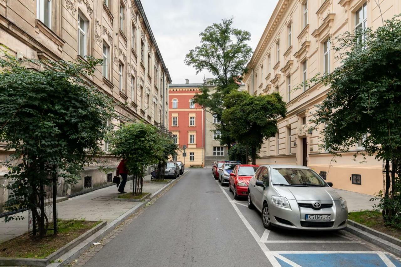 Gaj Apartment - Air Condition, Free Parking Krakau Buitenkant foto